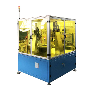 Automatic screw locking machine